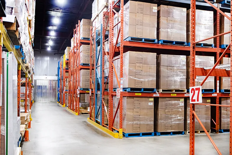 Contract warehouse - MTE Logistix Edmonton warehouse